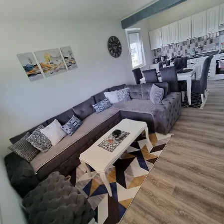 Apartman Stan Na Dan M&m *