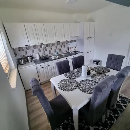 Stan Na Dan M&m * Pozsega